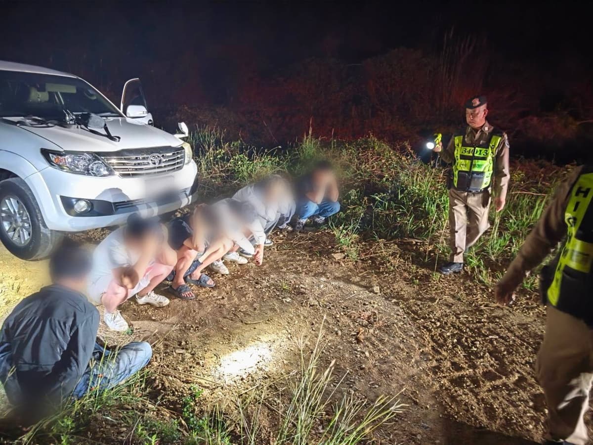 จับลักลอบขนจีนเทาข้ามเขมรซุกไทย