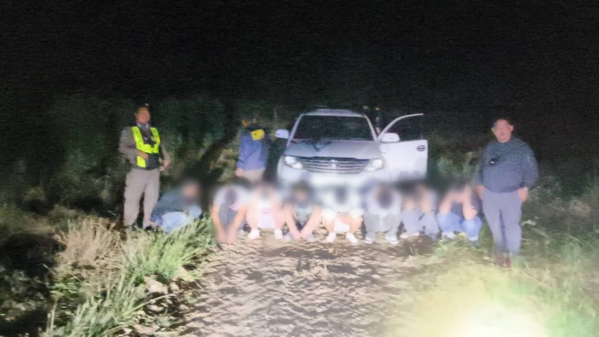 จับลักลอบขนจีนเทาข้ามเขมรซุกไทย