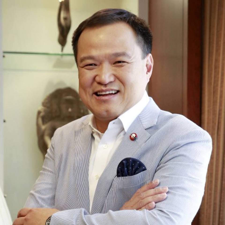 อนุทิน ชาญวีรกูล