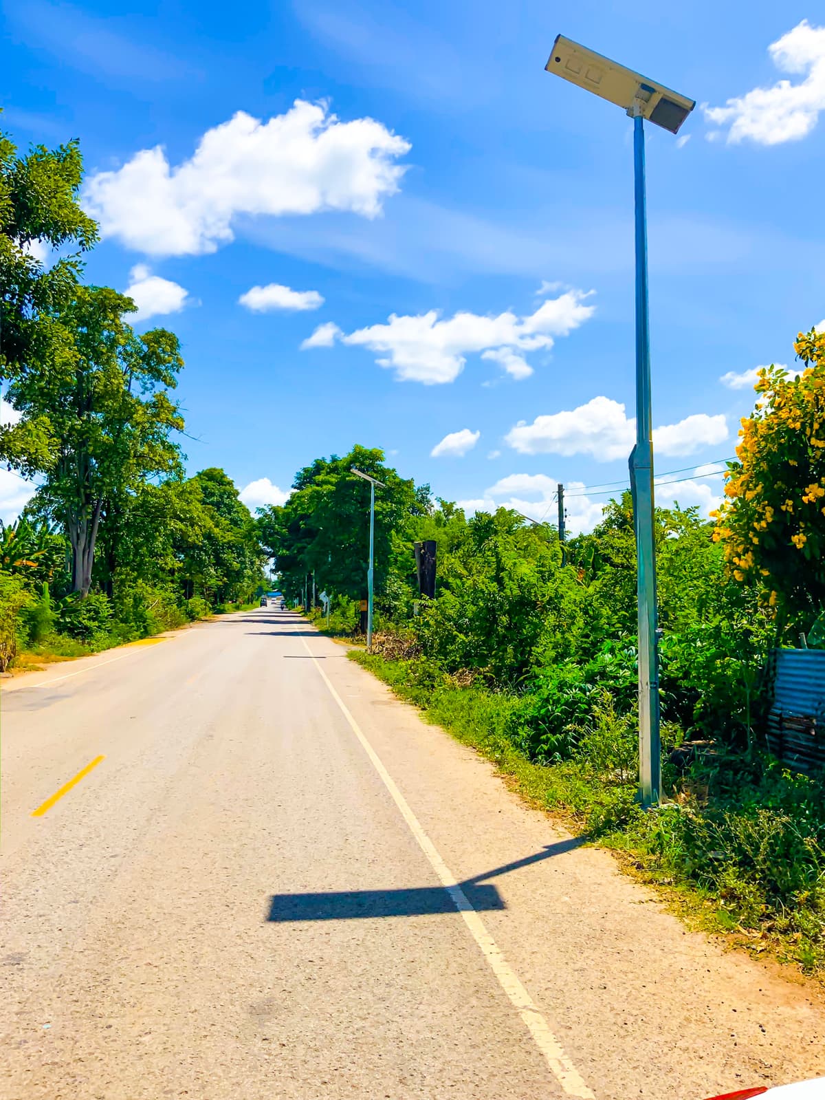 ภาพโคมไฟถนนพลังงานแสงอาทิตย์