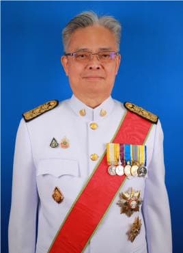 นายวีระพงศ์  สุดาวงศ์