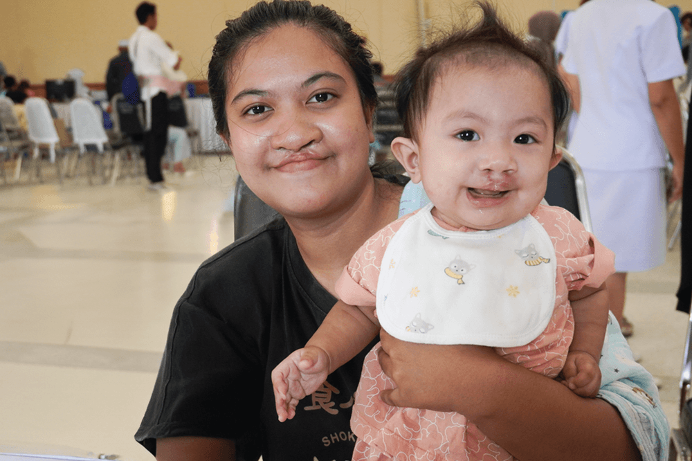 คุณสุภิญณา ภู่วิจิตร คุณแม่ของน้องพฤกษ์