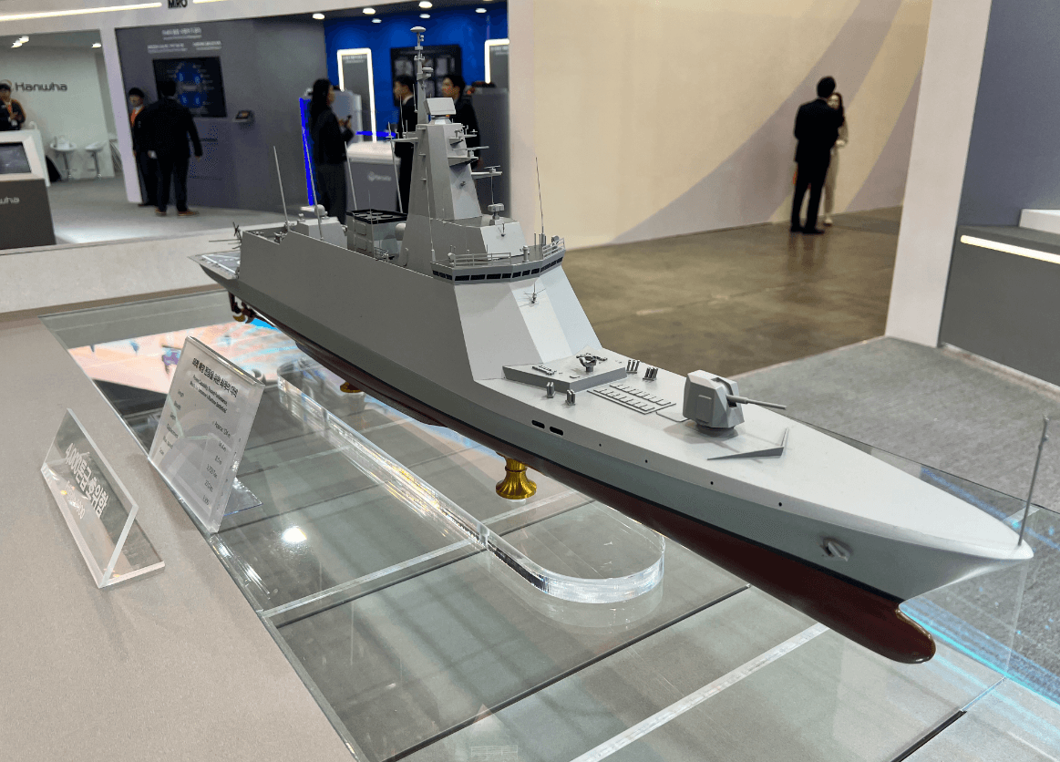 โมเดลเรือฟริเกตรุ่น Hanwa ocean 40 f