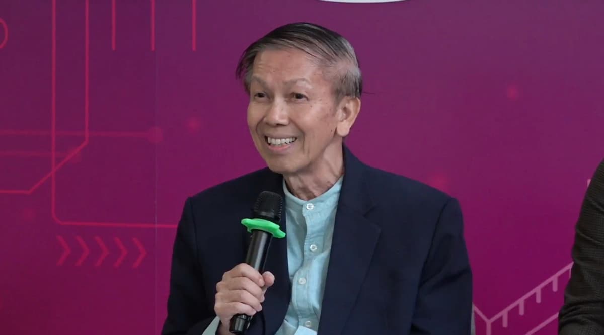 ศ.กิตติคุณ สุรชาติ บำรุงสุข