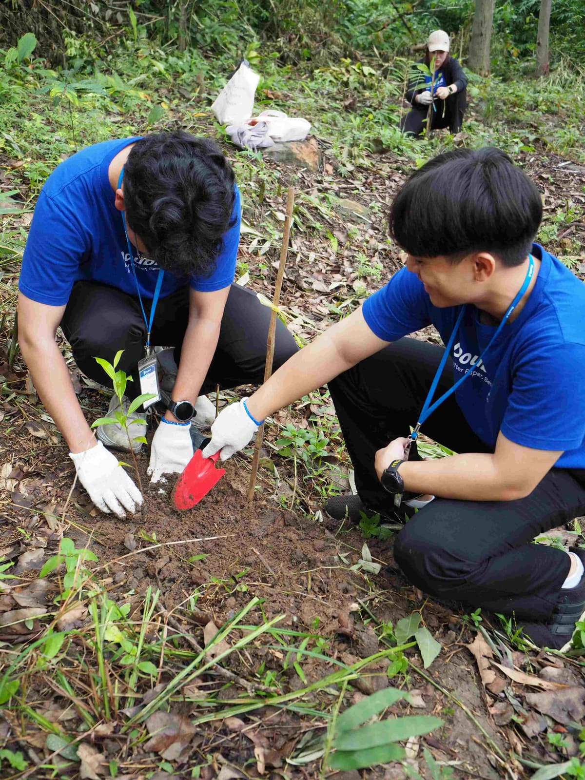 08.26 ข่าวดั๊บเบิ้ล เอ ปลูกป่าน้ำตกเขาอีโต้ (7)_0