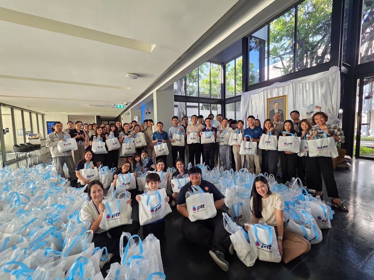 25691002_PhotoRelease_กลุ่ม ปตท. เดินหน้าส่งมอบความช่วยเหลือต่อเนื่อง เคียงข้างผู้ประสบอุทกภัย ก้าวผ่านวิกฤตไปด้วยกัน_6