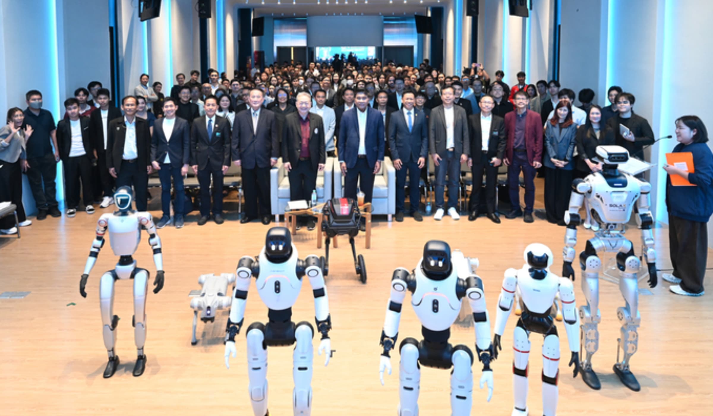 ม.หอการค้าไทย ลุยตั้งสถาบัน AI ปั้น "AI University" แห่งแรก