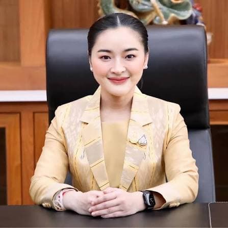 นางสาวสุดาวรรณ หวังศุภกิจโกศล
