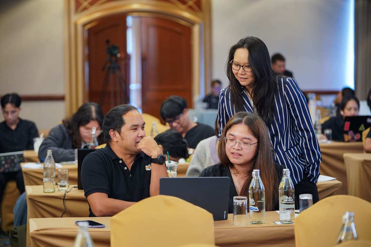 นางสาวณัฐวีร์ ตันติสัจจธรรม CEO & Founder of STEPS Academy