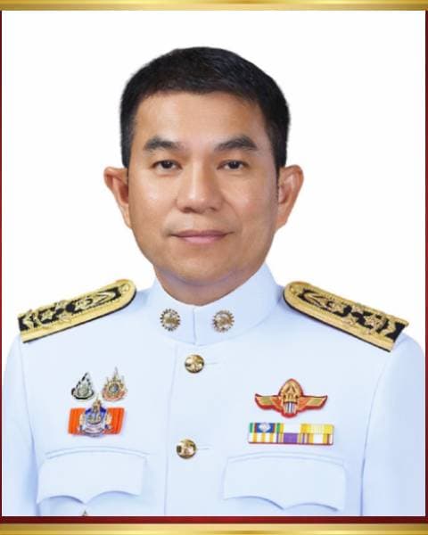 นายอนันต์ โพธิ์นิ่มแดง