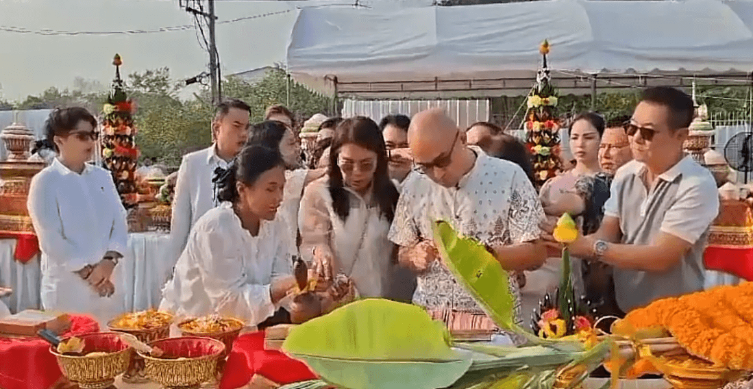 ภาพประกอบ